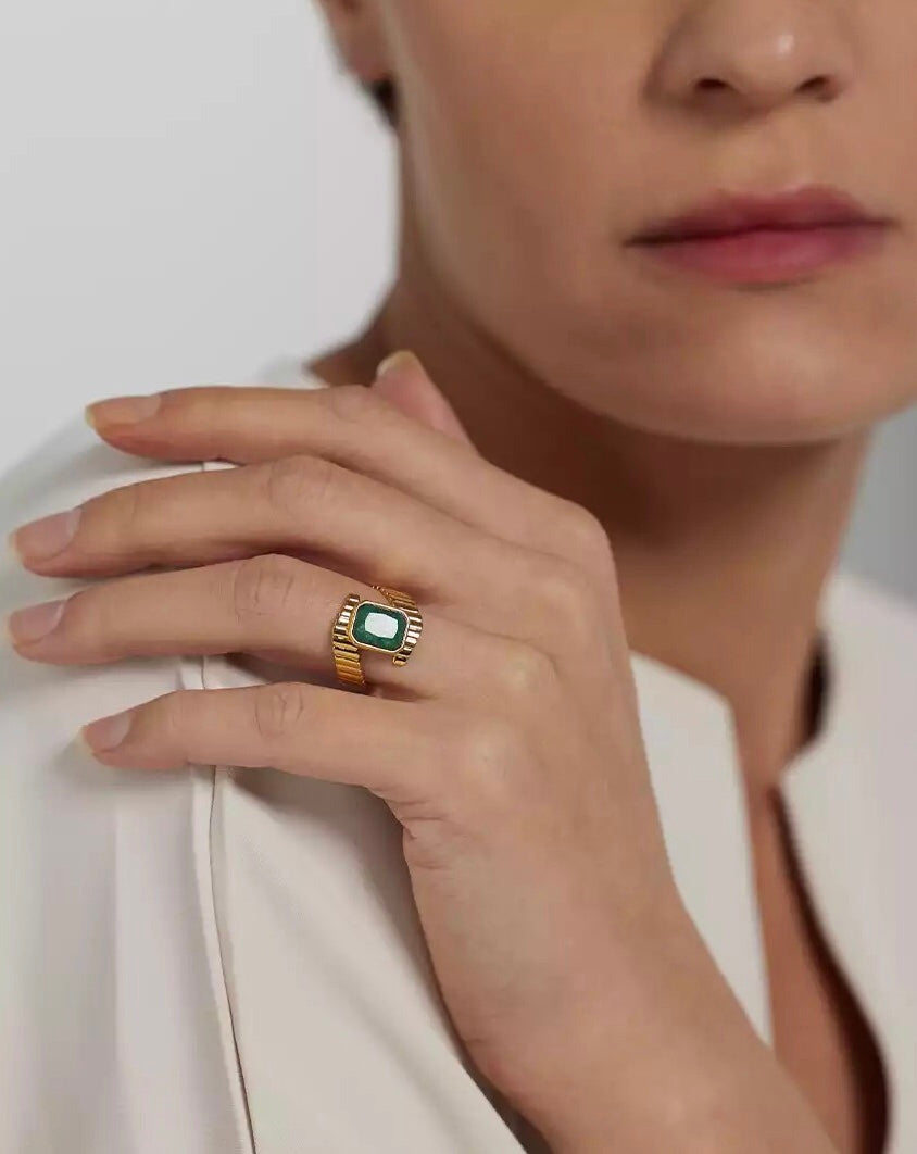 Iris Ring